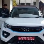 गृहमन्त्री लामिछानेले बिदाको दिनमा सरकारी गाडी प्रयोग नगर्ने ।