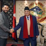 प्रधानमन्त्री प्रचण्डसँग रवि लामिछानेको भेटवार्ता