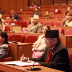 संघीयताबिरुद्ध बोल्ने मन्त्रीलाई कारवाही गर्ने प्रचण्डको चेतावनी