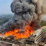 बंगलादेशकाे मुख्य कपडा बजार बंगबजारमा आगलागी