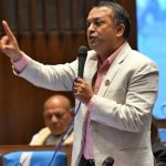 प्रधानमन्त्रीलाई गगन थापाकाे आग्रह : मेयर बालेन शाहसँग तत्काल वार्ता गर्नुहाेस