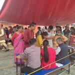 चितवन -२ मा मतदान उत्साहजनक, राप्रपा उमेद्वार पुरीले पनि गरे मतादान