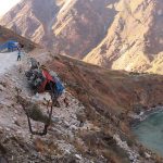 कर्णाली कोरिडोरको बाजुरा जिल्लाको तिथि चौरमा ट्रक दुर्घटना