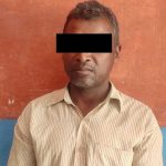 यिनै हुन् एक रातमा चारवटा पसलकाे सटर फुटाएर चाेरी गर्ने व्यक्ति