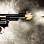 बन्दुकधारीले गाेली चलाउँदा दुई महिलाकाे मृत्यु