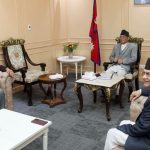 प्रचण्ड, देउवा र ओलीबीच सिंहदरबारमा छलफल