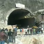 सुरुङमा फसेका मजदुरहरुलाई उद्धारका लागि पहिरो पन्छाउन दिल्लीबाट ओगर मेसिन ल्याइए