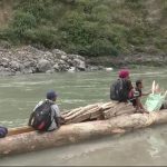 काठका डुङ्गा लोप हुन थालेपछि रामेछापका माझी संरक्षणमा जुटेका छन्