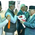 जिल्ला अधिवेशन उद्घाटनका लागि कैलाली आइपुगे ओली