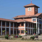 माग पूरा नगरी ताला फोडेको भन्दै त्रिविमा विद्यार्थीहरू सुरु गरे रिले अनशन