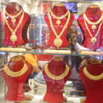 एकैदिन तोलामा साढे १० हजारले बढेर सुनको मूल्यमा नयाँ कीर्तिमान