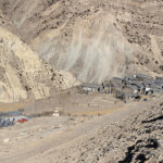 साङ्ता गाउँ जाने मतदातालाई हिउँले छेक्यो