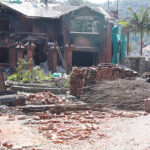 देउवा निवास भत्काउन रोक, कामदार हटाइयो