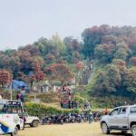 राईनासकोट राताम्य, गुराँससँग रम्दै पर्यटक