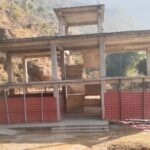 बजेट अभावमा पर्वतमा निर्माणाधीन विद्यालय भवन अलपत्र