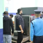 कैंची धाम र कामाख्या जाने गरी रवि लामिछाने श्रीमतीसहित भारत प्रस्थान